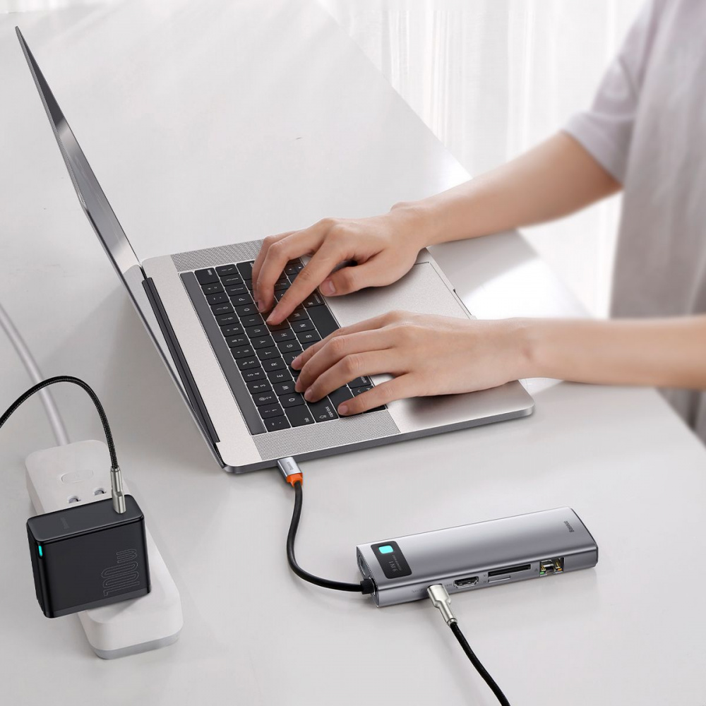 USB-хаб Baseus Metal Gleam Series 9-in-1 Type-C gray