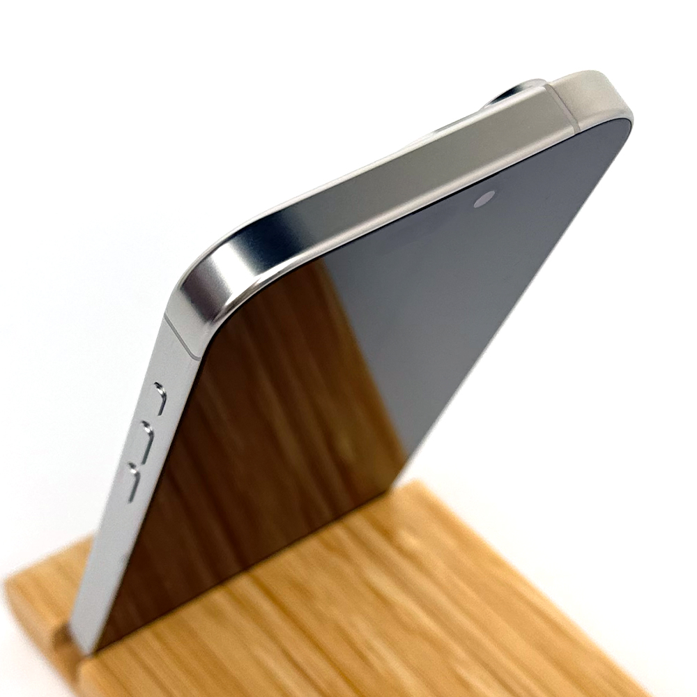 Б/У iPhone 16 Pro 256GB White Titanium
