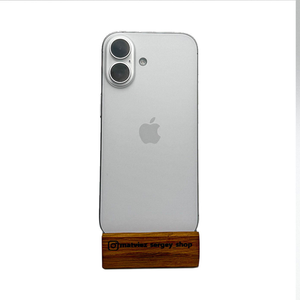 Б/В iPhone 17 256GB White eSim