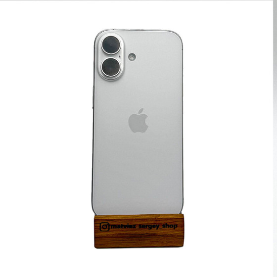 Б/В iPhone 17 256GB White eSim