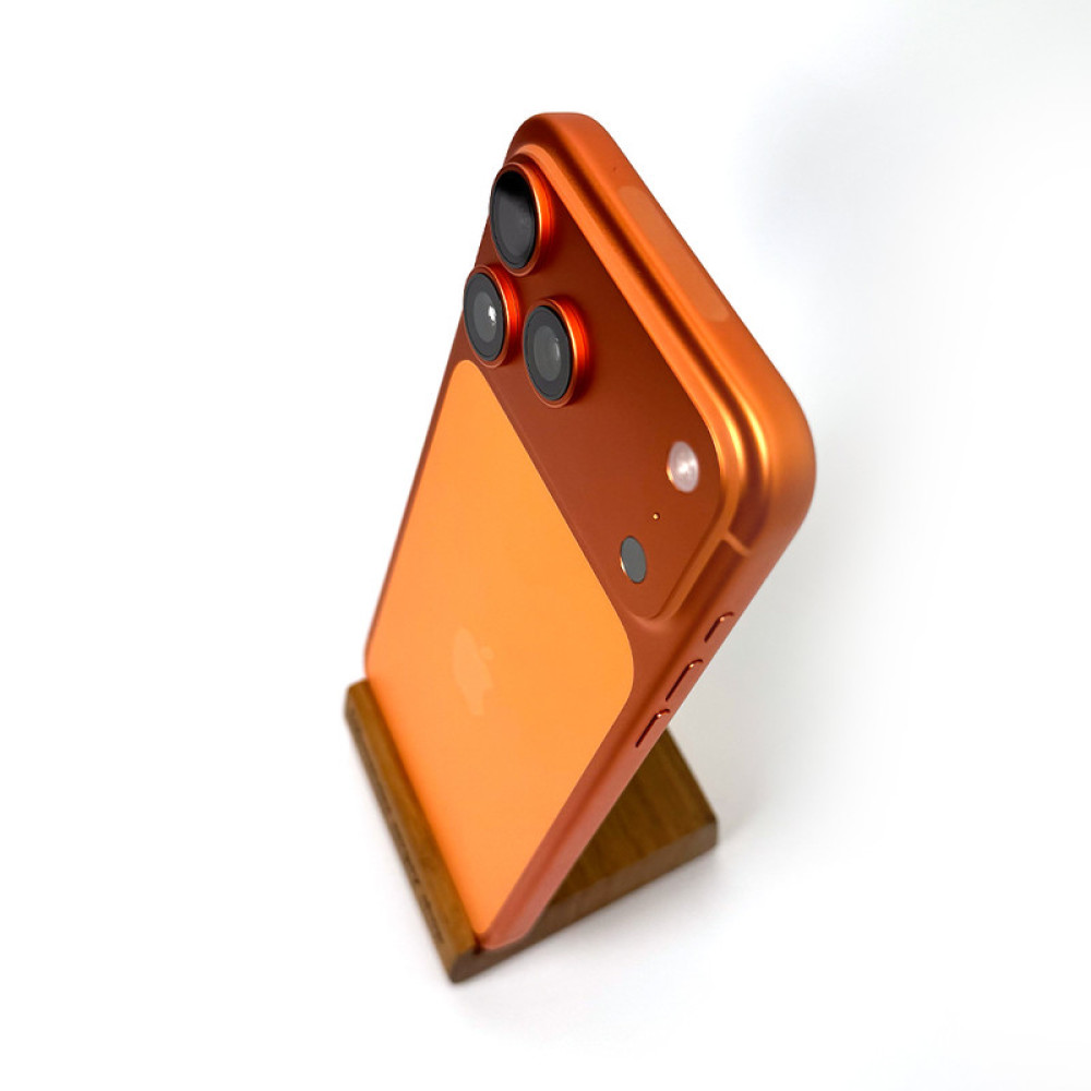 Б/В iPhone 17 Pro Max 512GB Cosmic Orange Sim