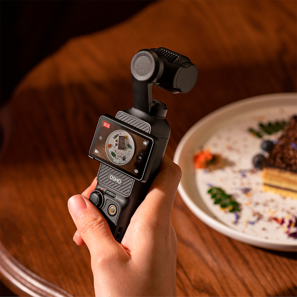 Екшн-камера DJI Osmo Pocket 3 Creator Combo (CP.OS.00000302.01)