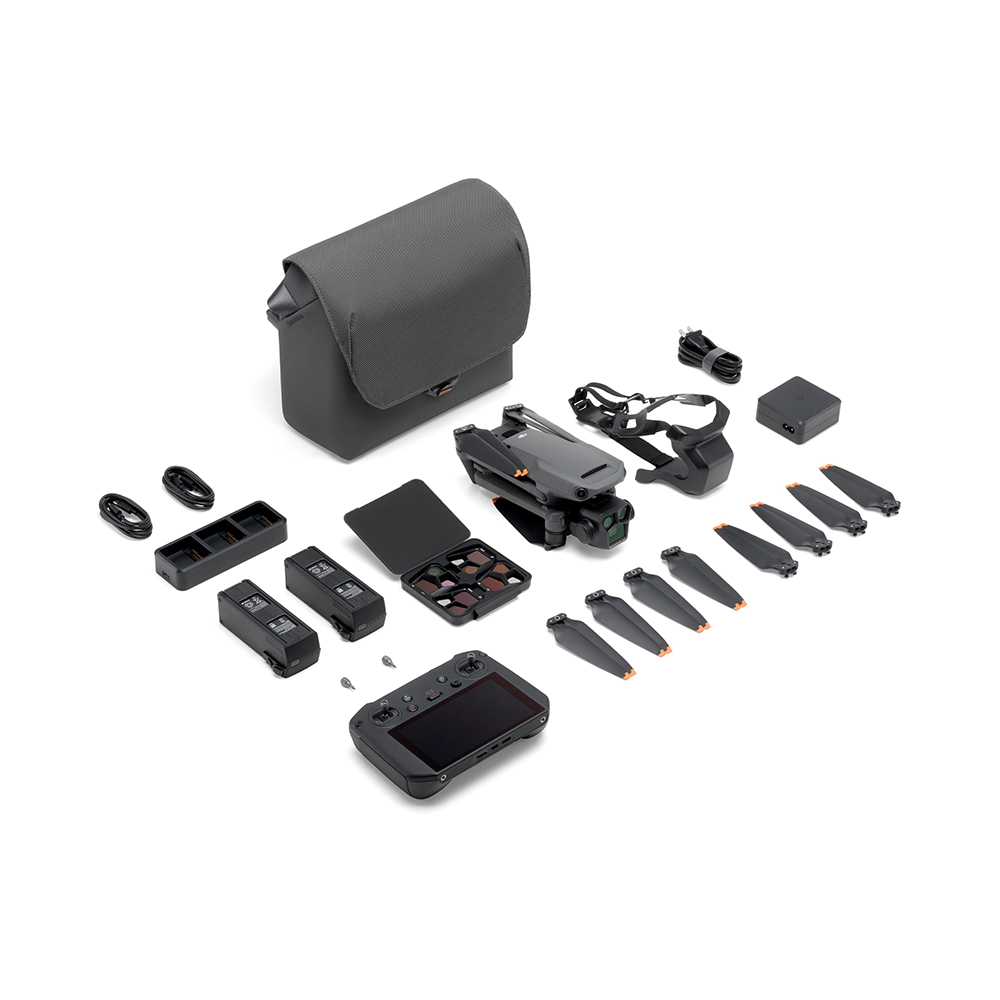 Квадрокоптер DJI Mavic 3 Pro Fly More Combo с DJI RC Pro (CP.MA.00000662.01)