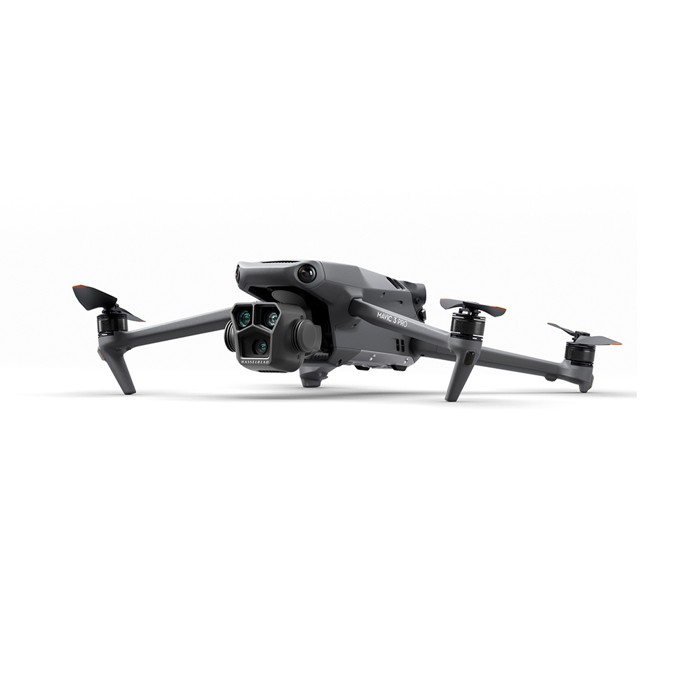 Квадрокоптер DJI Mavic 3 Pro Fly More Combo с DJI RC (CP.MA.00000660.01)