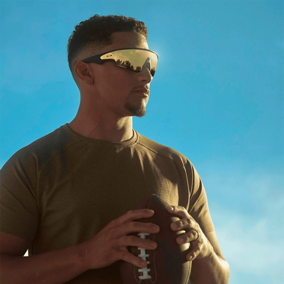 Oakley Meta Vanguard - Prizm 24k Lenses / Black Frame (OW8001-0452)